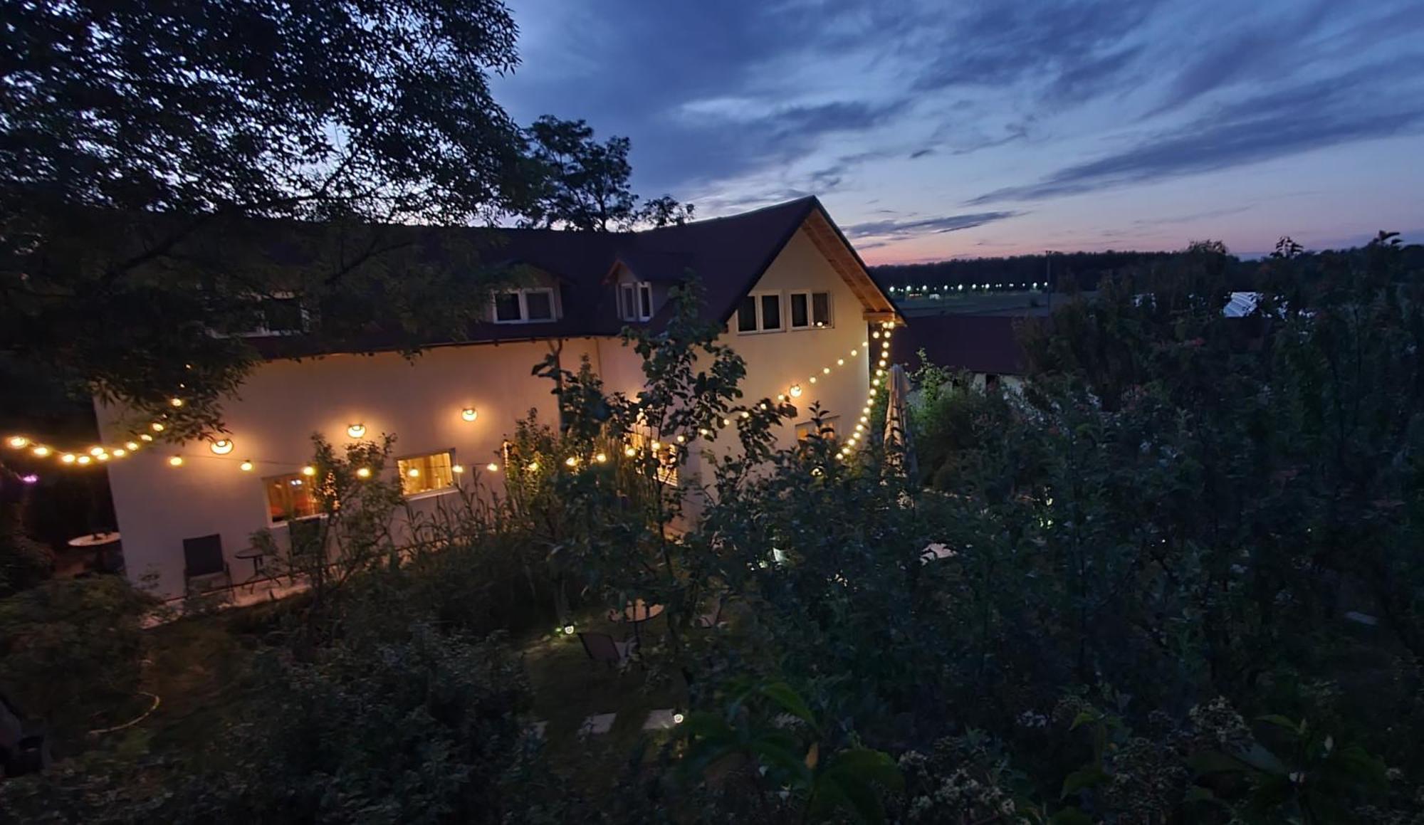 Forest Inn Izvorani Екстериор снимка