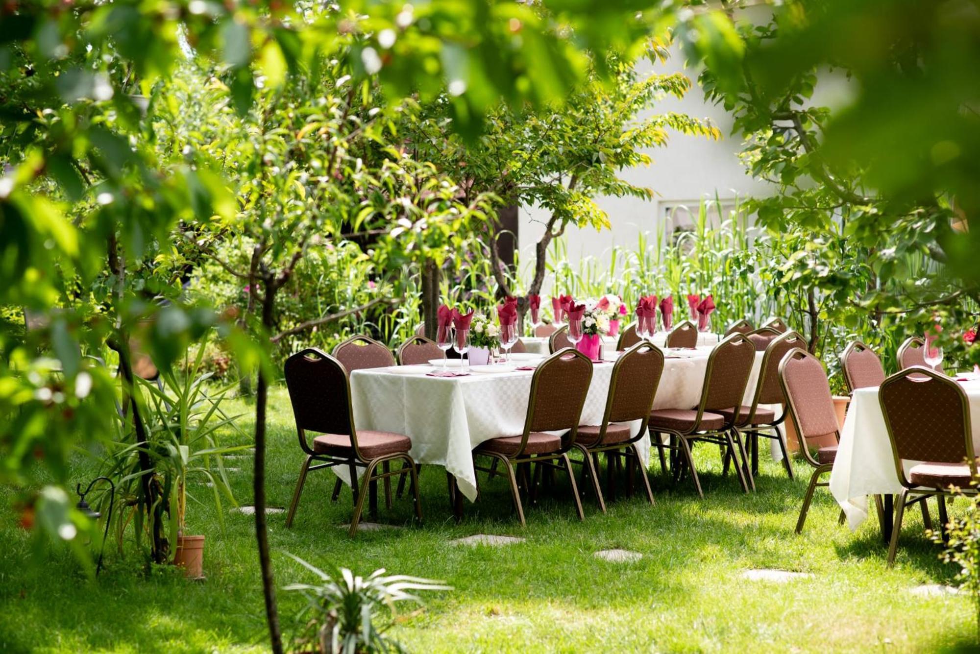 Forest Inn Izvorani Екстериор снимка