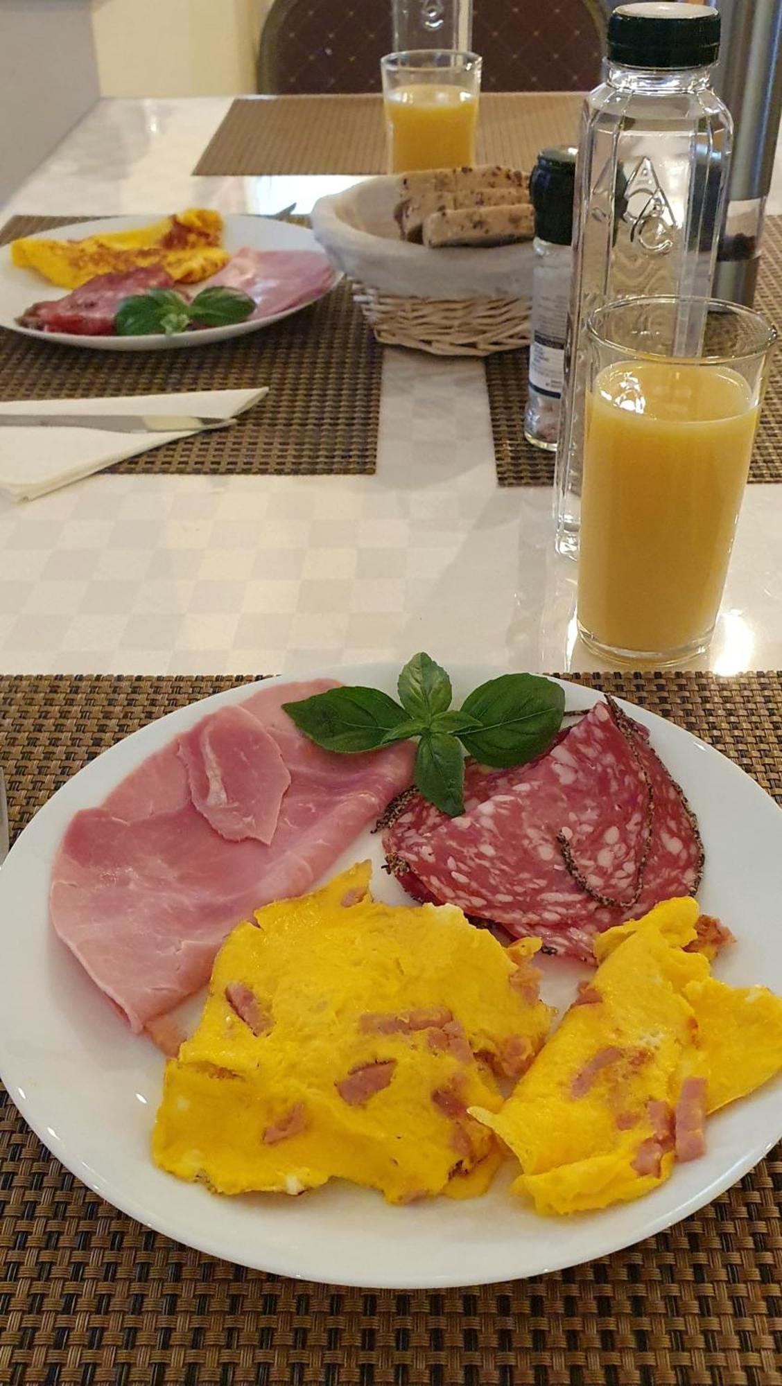 Forest Inn Izvorani Екстериор снимка