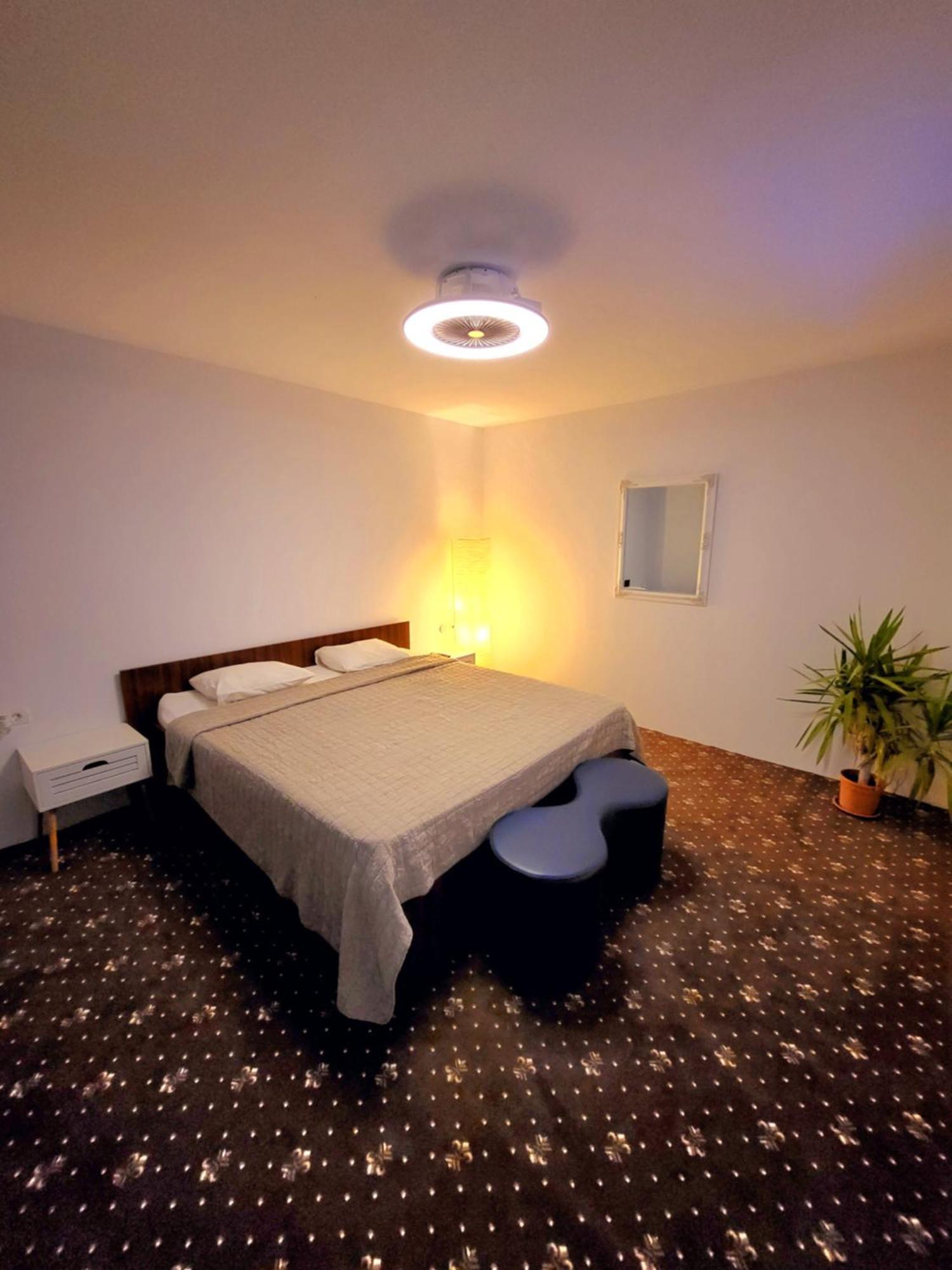 Forest Inn Izvorani Екстериор снимка